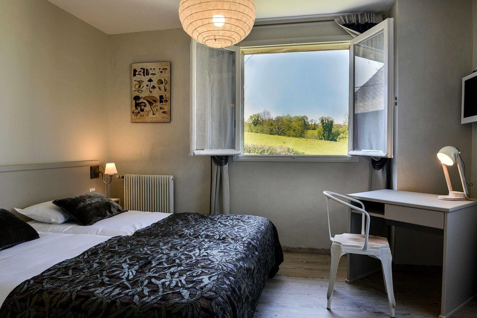 Hotel Les Bains De Secours Sévignacq-Meyracq エクステリア 写真